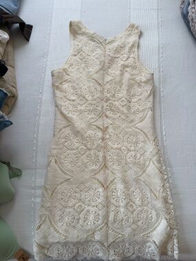 Japna Cream Lace Sleeveless Dress